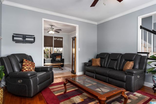 1901 GREEN LEAF CIRCLE, Hoover, AL 35244