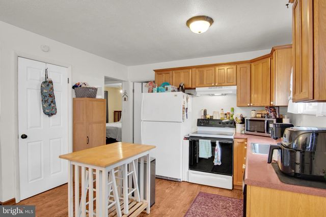 319 N UNION ST, Hummelstown, PA 17036