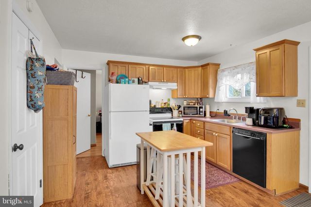 319 N UNION ST, Hummelstown, PA 17036