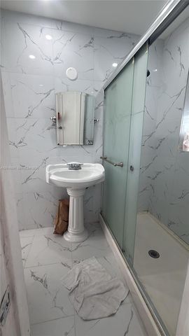 133 NW 43rd Pl B, Miami, FL 33126
