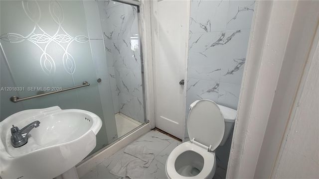133 NW 43rd Pl B, Miami, FL 33126