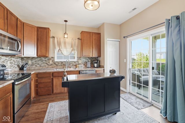 2704 Armaugh Drive, Brownsburg, IN 46112