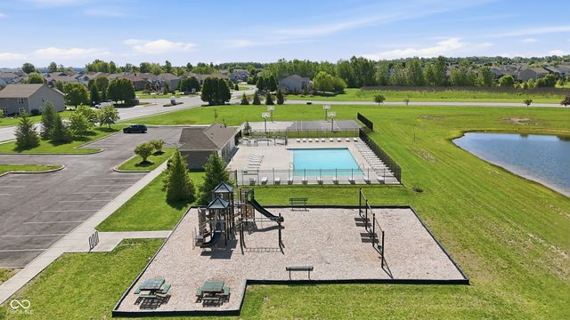 2704 Armaugh Drive, Brownsburg, IN 46112