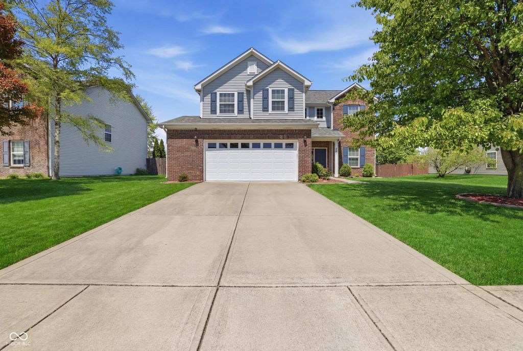 2704 Armaugh Drive, Brownsburg, IN 46112