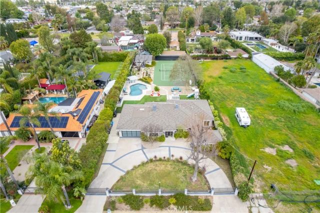 22637 Erwin Street, Woodland Hills, CA 91367