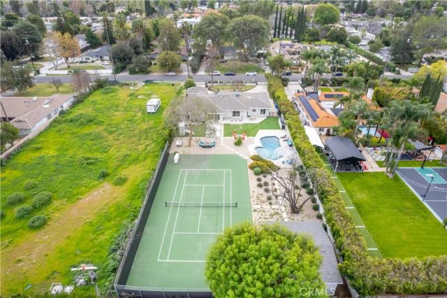 22637 Erwin Street, Woodland Hills, CA 91367