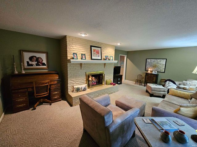 1620 Old Orchard Road, Vincennes, IN 47591