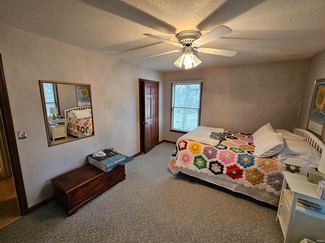 1620 Old Orchard Road, Vincennes, IN 47591