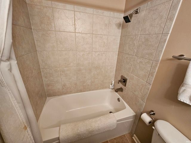 1620 Old Orchard Road, Vincennes, IN 47591