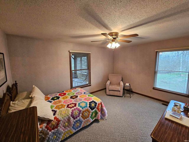 1620 Old Orchard Road, Vincennes, IN 47591