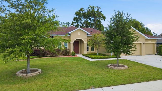 832 DEER FERN AVENUE, Deland, FL 32720