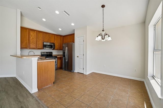 7613 WOOD VIOLET DRIVE, Gibsonton, FL 33534