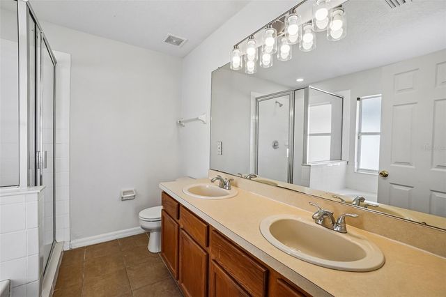 7613 WOOD VIOLET DRIVE, Gibsonton, FL 33534