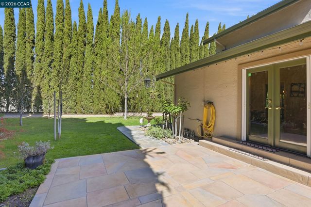 562 Touriga Ct, Pleasanton, CA 94566