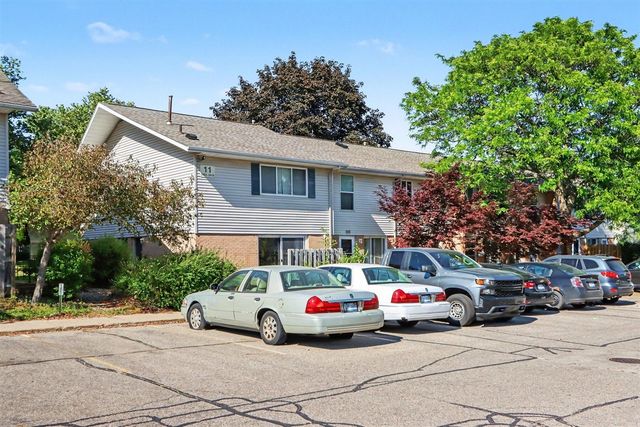 3417 Kenbrooke Court, Kalamazoo, MI 49006