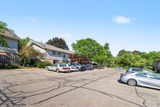 3417 Kenbrooke Court, Kalamazoo, MI 49006