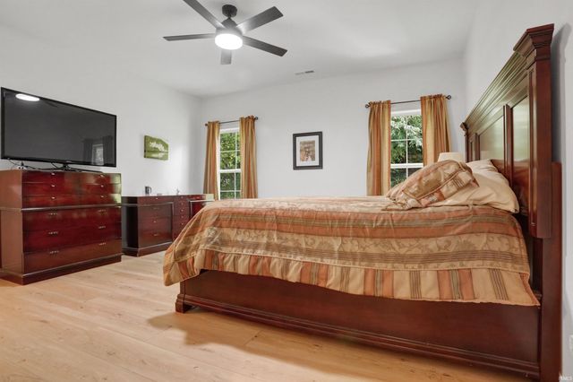 3581 Sand Drive, Newburgh, IN 47630