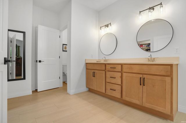 3581 Sand Drive, Newburgh, IN 47630