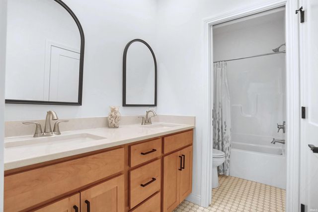 3581 Sand Drive, Newburgh, IN 47630