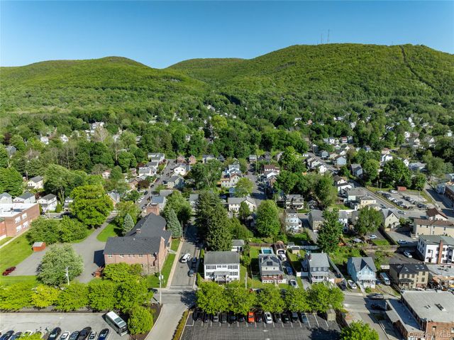 21 Leonard Street, Beacon, NY 12508