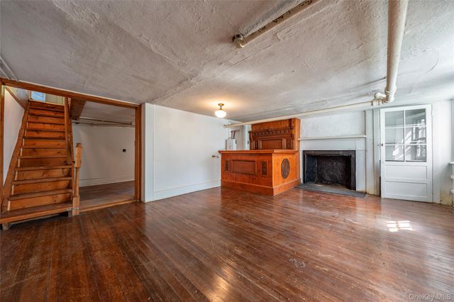 21 Leonard Street, Beacon, NY 12508