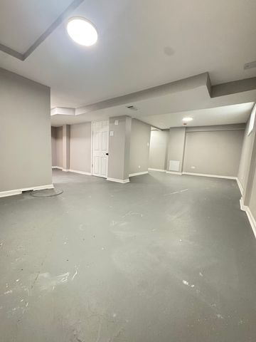 201 E 140th Place, Dolton, IL 60419