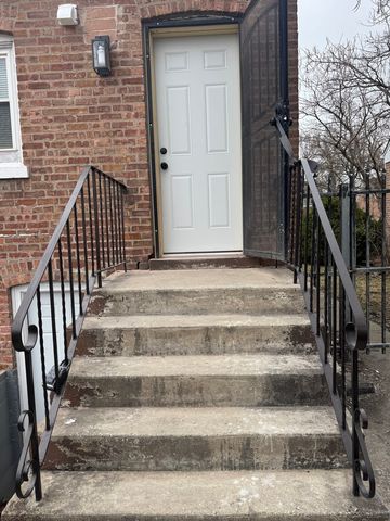 201 E 140th Place, Dolton, IL 60419
