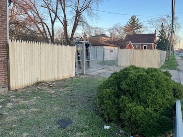 201 E 140th Place, Dolton, IL 60419