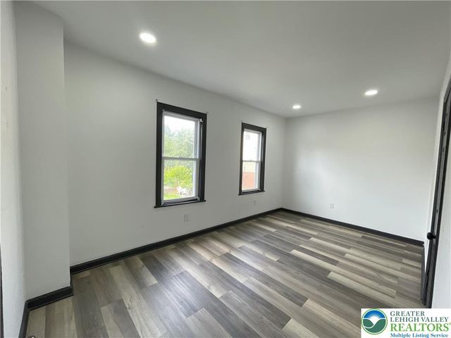 735 East 5th Street, Bethlehem City, PA 18015