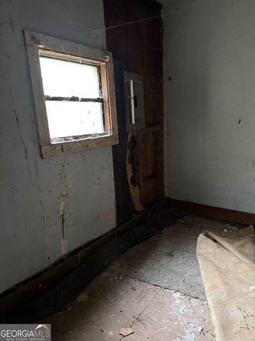 628 M L King Street, Greenville, GA 30222