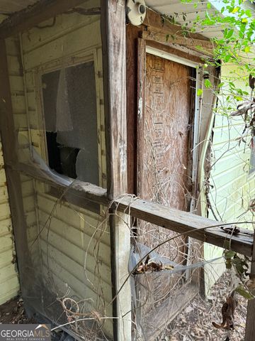 628 M L King Street, Greenville, GA 30222