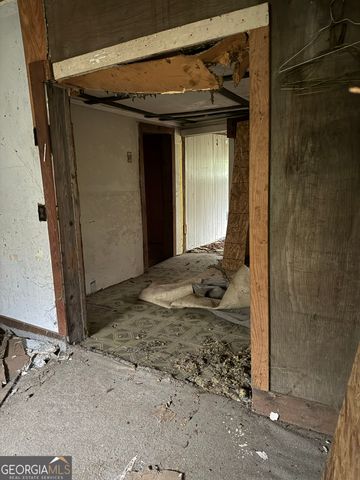 628 M L King Street, Greenville, GA 30222