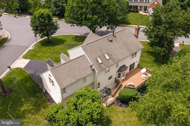 15490 WATERS CREEK DR, Centreville, VA 20120
