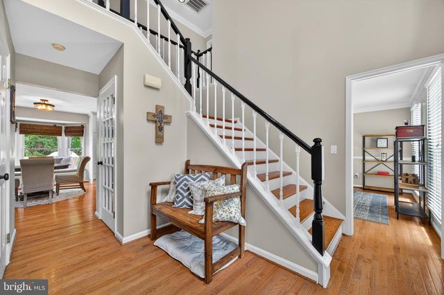 15490 WATERS CREEK DR, Centreville, VA 20120