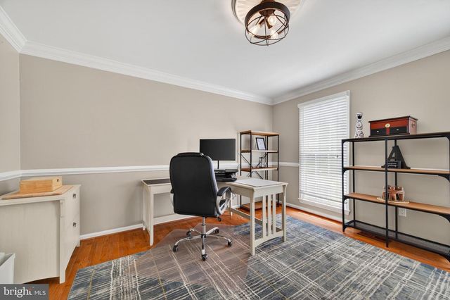 15490 WATERS CREEK DR, Centreville, VA 20120
