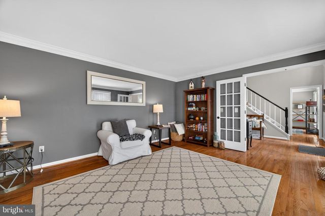 15490 WATERS CREEK DR, Centreville, VA 20120
