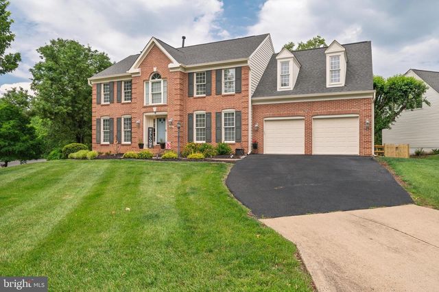 15490 WATERS CREEK DR, Centreville, VA 20120