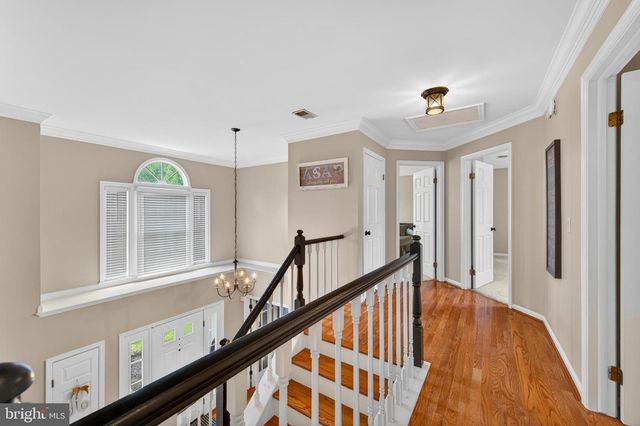 15490 WATERS CREEK DR, Centreville, VA 20120