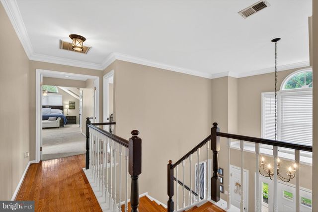 15490 WATERS CREEK DR, Centreville, VA 20120