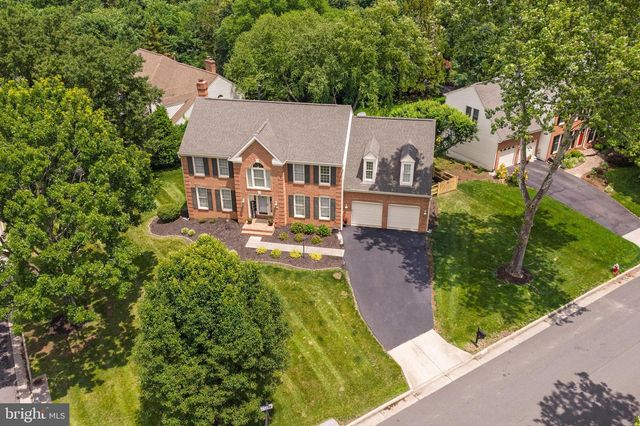 15490 WATERS CREEK DR, Centreville, VA 20120