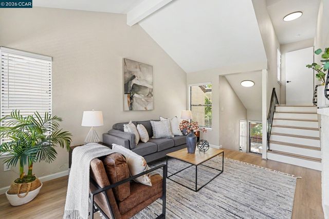 2042 Lost Lake Pl, Martinez, CA 94553