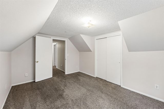 1304 Hull Avenue, Des Moines, IA 50316