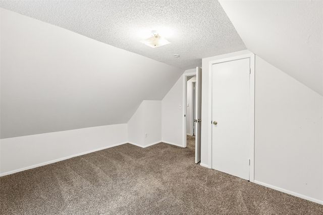 1304 Hull Avenue, Des Moines, IA 50316