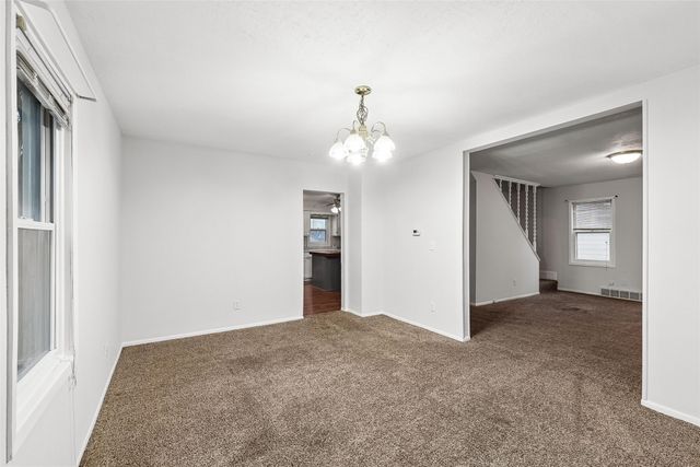 1304 Hull Avenue, Des Moines, IA 50316