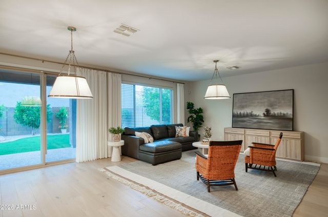 21614 N 39TH Place, Phoenix, AZ 85050
