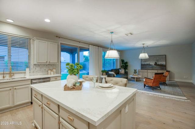 21614 N 39TH Place, Phoenix, AZ 85050