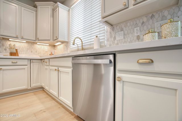 21614 N 39TH Place, Phoenix, AZ 85050