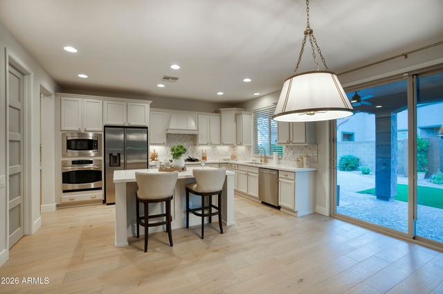 21614 N 39TH Place, Phoenix, AZ 85050