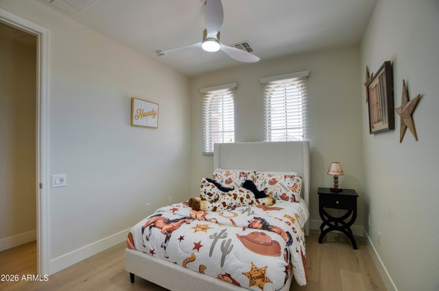 21614 N 39TH Place, Phoenix, AZ 85050