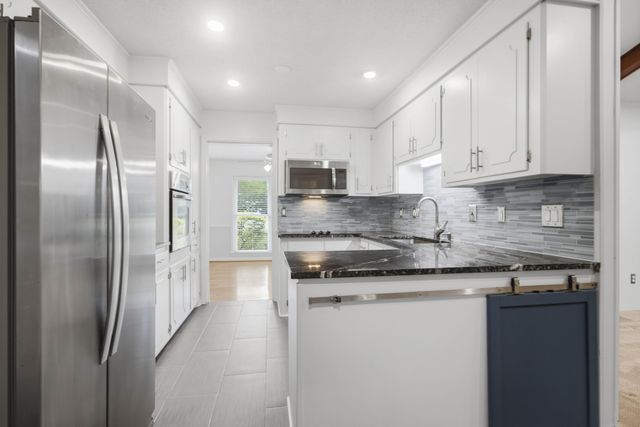 2539 Bengal Road, North Charleston, SC 29406